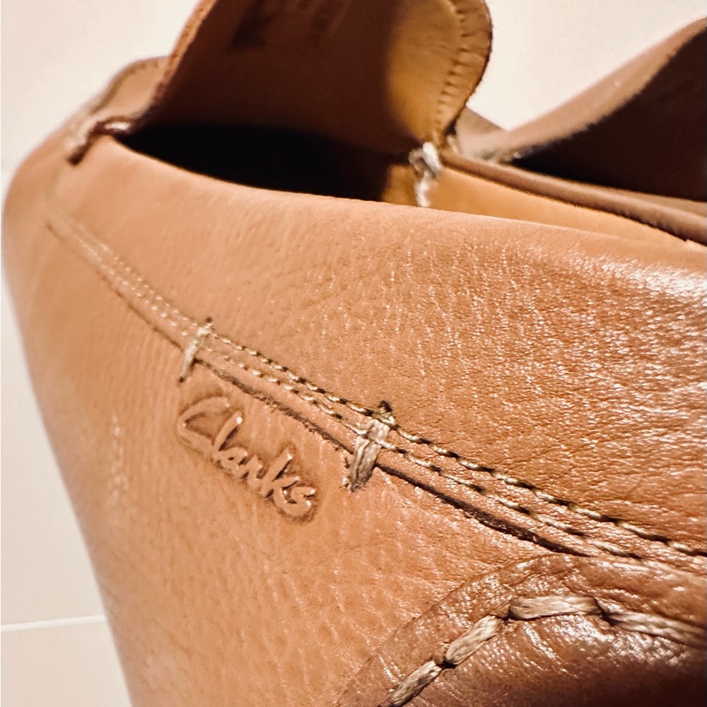 Clarks Mens Casual Shoes Cognac Leather Loafers Size 10 M - Picture 6 of 8